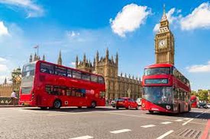 Ônibus vermelhos e Big Ben